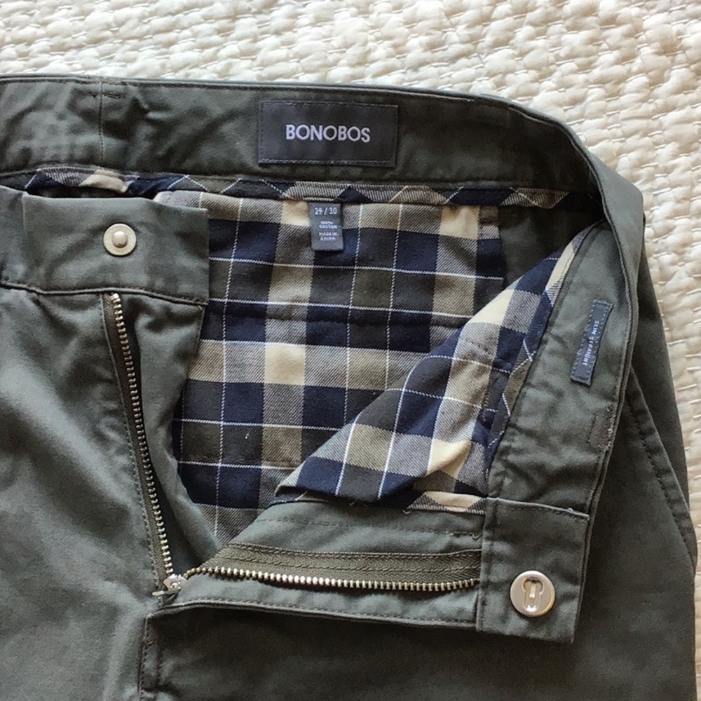 Bonobos slim straight chinos in olive.